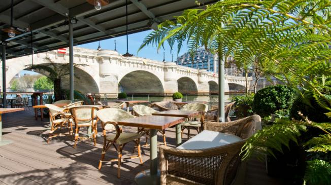 La salle de location les jardins du pont neuf à Paris - la terrasse