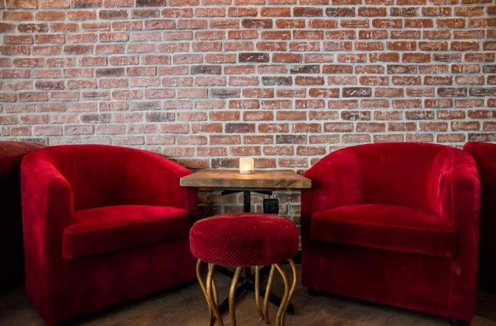 Le Bar à cocktail le Saint à Paris 11 - La salle du rez-de-chaussée