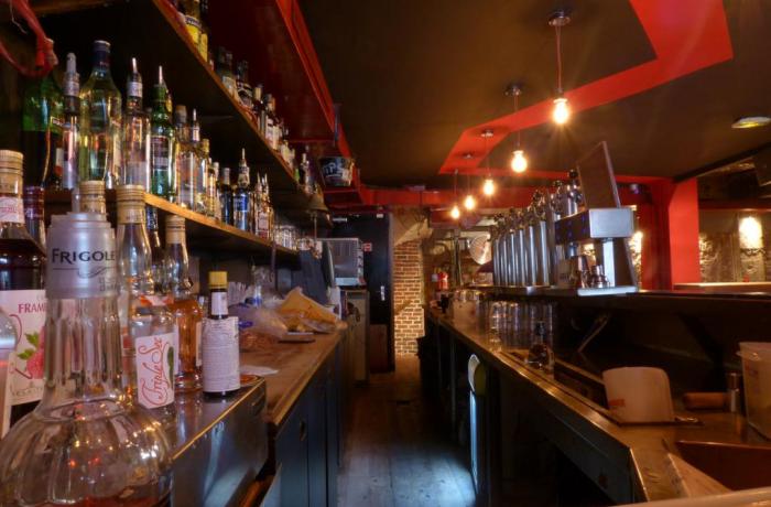 Le Bar-Pub le Red Factory à Paris 11 - Le bar