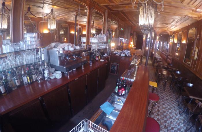Le Bar-Restaurant la Chope des artistes à Paris 10 - Le bar