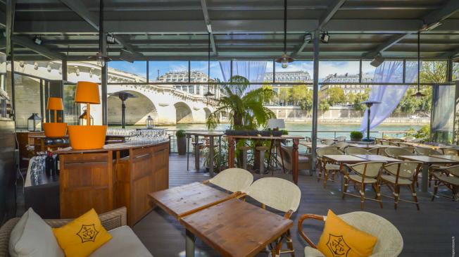 La salle de location les jardins du pont neuf à Paris - le salon des jardins