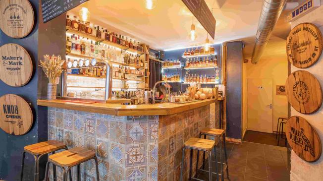 Le Bar le Dagobert à Paris 18 - Le bar