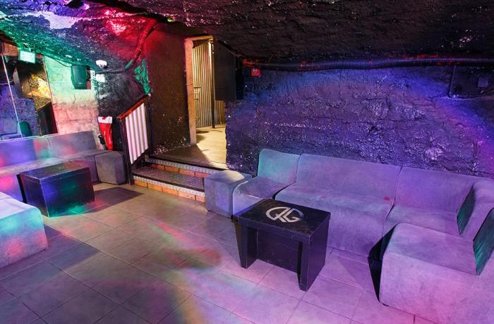 Le Bar-Pub le QG à Lyon 1 - Les canapés
