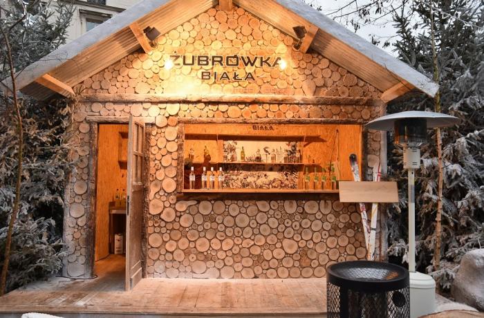 Le Bar le Café Altitude à Paris 10 - Le cabanon