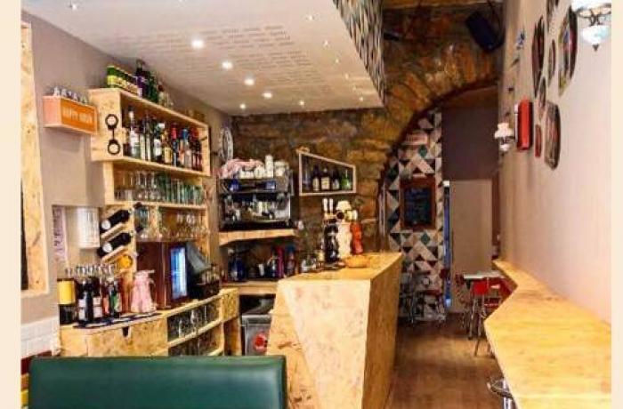 Le Bar-Pub le Petit B à Lyon 6 - La totalité de l'étabissement