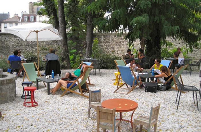 Le Bar-Restaurant le Café A à Paris 10 - La terrasse
