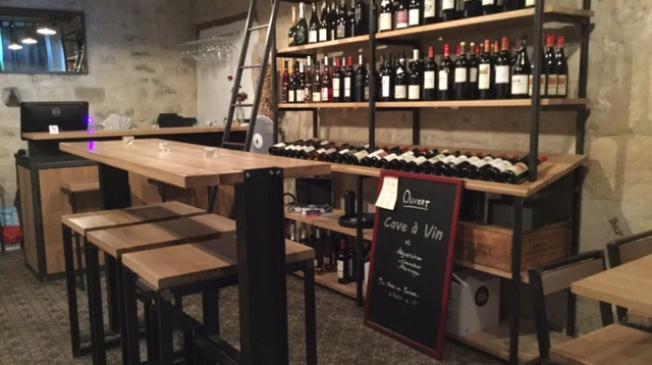 Le bar my Little Cellar à Paris - Le bar