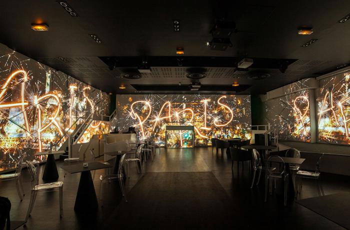Le Restaurant-Club l'Elyséeum à Paris 8 - Diffusion de vidéos