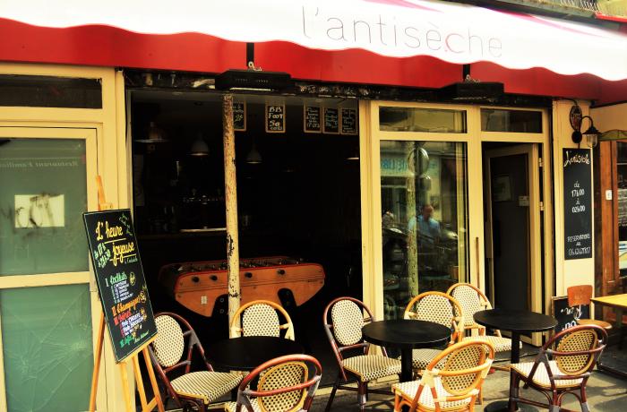 Le Bar-Pub l'Antisèche à Paris 11 - La devanture