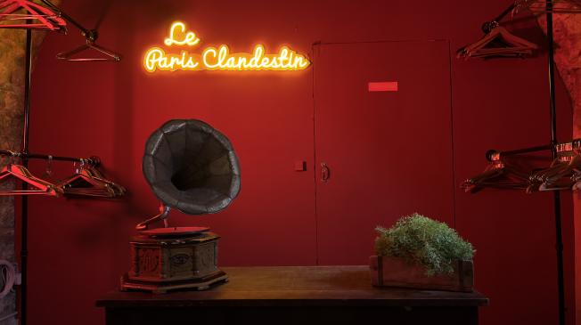 Le Bar-Club le Cellier Saint-Paul à Paris 4 - Une danse ?