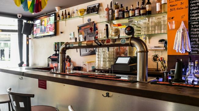 Privatiser un bar à Bastille