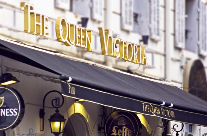 Le Bar-Pub The Queen Victoria à Marseille 1 - L'extérieur