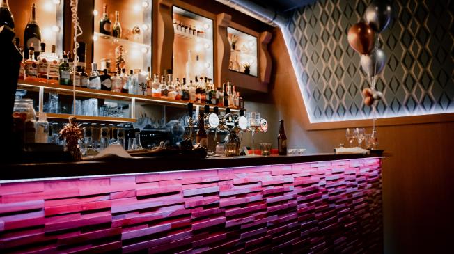 Réserver / privatiser le vintage restaurant bar Bruxelles Stalingrad