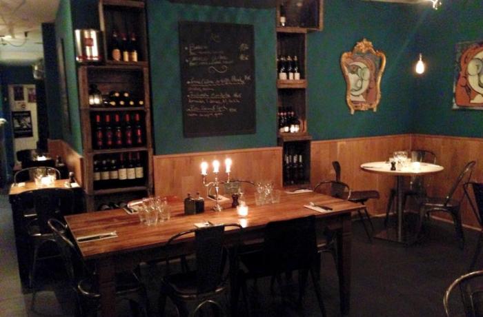 Le Bar-Restaurant le Moriarty à Paris 9 - La salle principale