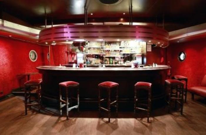 Le Bar-Restaurant la Calypso à Paris 13 - Le bar