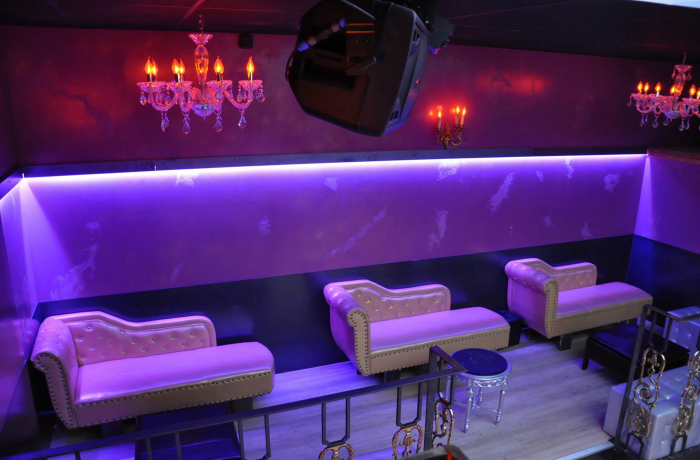 Le Bar-Club le Baron à Nantes - Le coin VIP