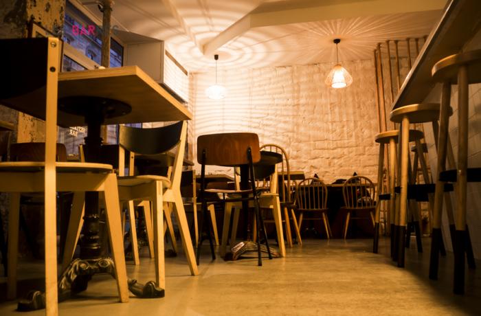 Le Bar-Restaurant le Dune à Paris 11 - Le rez-de-chaussée
