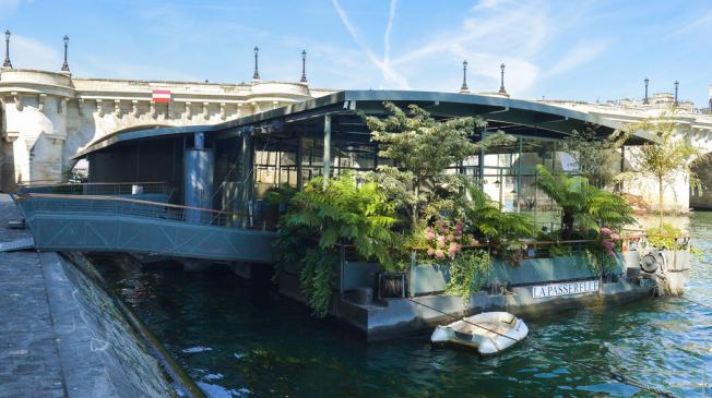 La salle de location les jardins du pont neuf à Paris - le salon des jardins