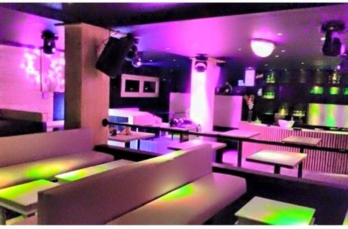 Le Bar-Club les Caves de Vaufrèges à Marseille 9 - Le club