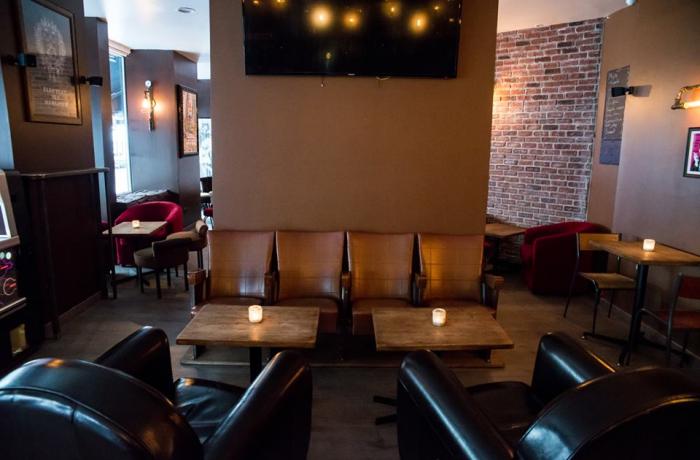 Le Bar à cocktail le Saint à Paris 11 - Le rez-de-chaussée