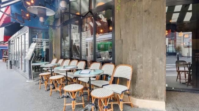 Le Bar-Restaurant le comptoir des frangins à Paris 2 - Le coin du bar