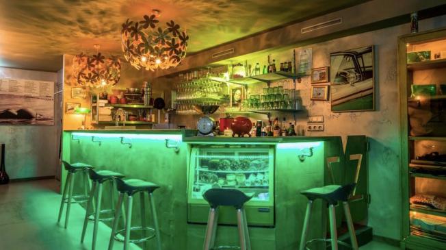 Le Bar le Z Cabaret Parisien à Paris 5 - Le petit coin VIP