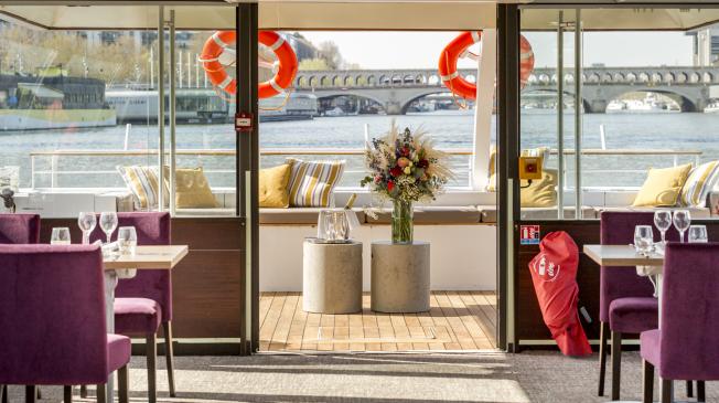 Vacances inoubliables : location de la Péniche Saphir à Paris