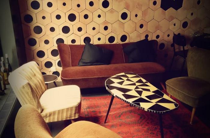 Le Bar le Noir Wine Bar à Ixelles - Un espace cosy