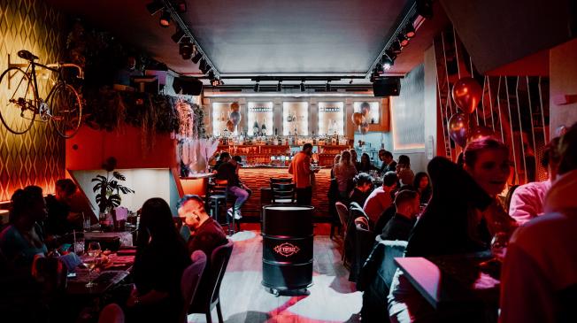 Réserver / privatiser le vintage restaurant bar Bruxelles Stalingrad