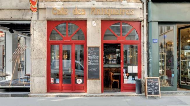 Réserver le café des antiquaires à lyon 2