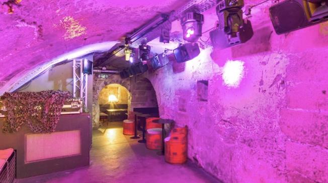 Le Bar-Club le Sly Bar/Club à Paris 4 - La terrasse
