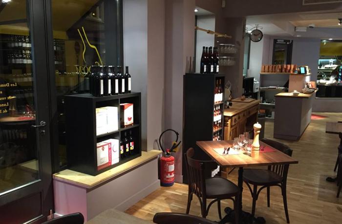 Le Bar à vins les domaines qui montent à Bruxelles - La totalité de l'établissement