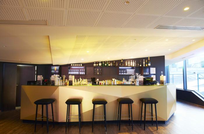 Bar American Express Live Bar à Paris - Réserver avec LesBarrés