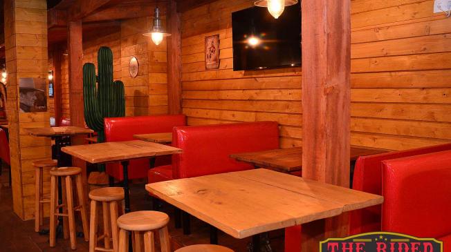 Le Bar-Pub Rider Saloon à Marseille 1 - La salle