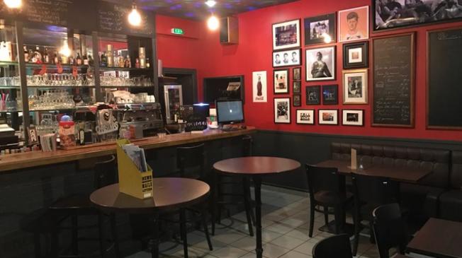 Le Bar-Restaurant l'Agence à Lille - La devanture