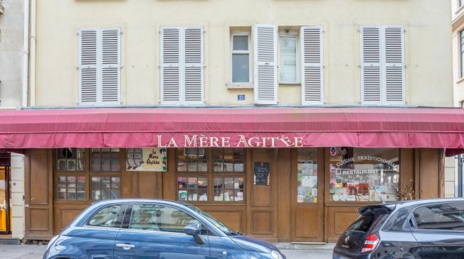 Le Restaurant la Mère Agitée à Paris 14 - Le Rez-de-Chaussée
