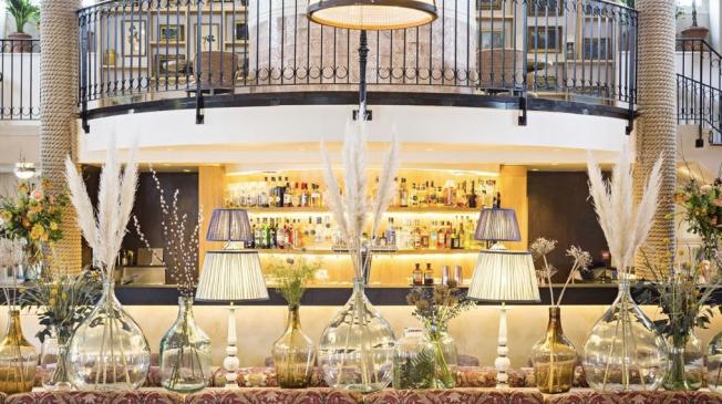 Le Restaurant l'Île à Issy-les-Moulineaux -Le bar