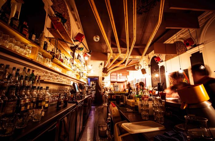 Le Bar l'Amour Fou à Bruxelles - Le comptoir
