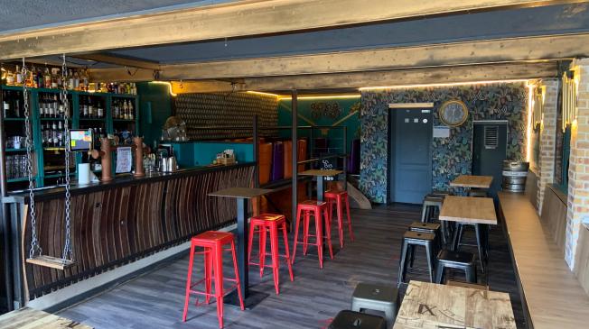 Le Bar-Pub l'Engrenage à Nantes - Le rez-de-chaussée