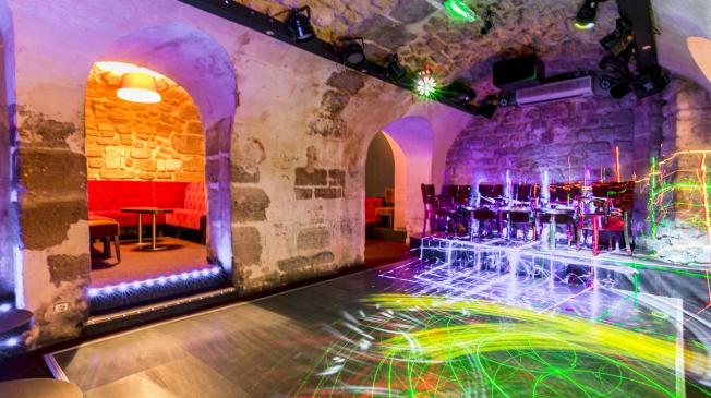 bar ouvert toute la nuit à paris