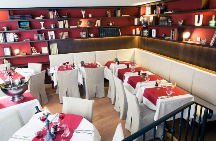 Le Bar-Restaurant les Voyelles à Paris 1 - L'espace du fond