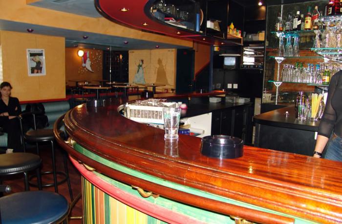 Le Bar-Pub le Kosma Piano Bar à Nice - Le bar