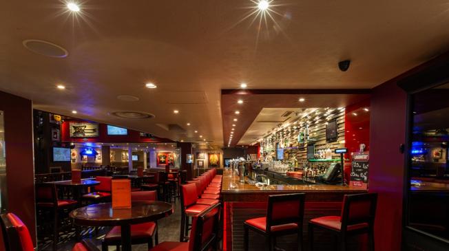 Le Bar-Restaurant le Hard Rock Café à Paris 9 - Le rez-de-chaussée