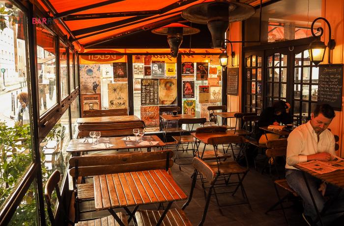 Le Bar-Pub le Magnolia à Paris 20 - La salle principale