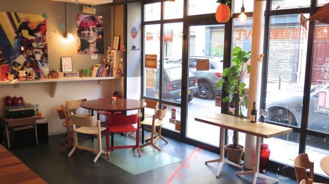 Le Bar-Restaurant le Café Fauve Paris à Paris 11 - Le bar