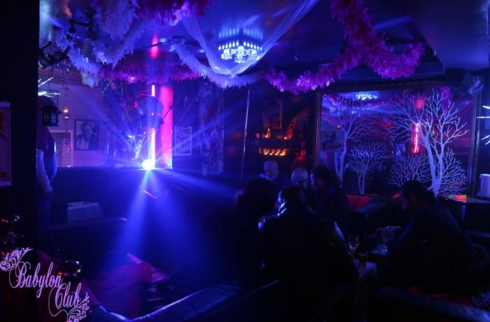 Le Club le Babylon Club à Paris 5 - Le Salon