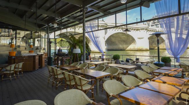 La salle de location les jardins du pont neuf à Paris - la terrasse